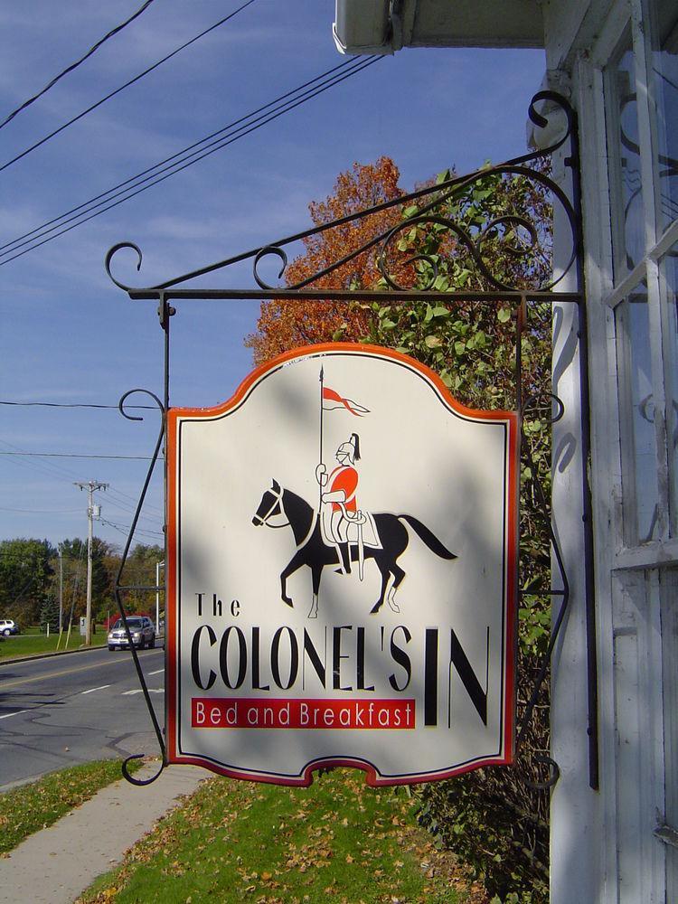 The Colonel'S In Bed And Breakfast Fredericton Kültér fotó